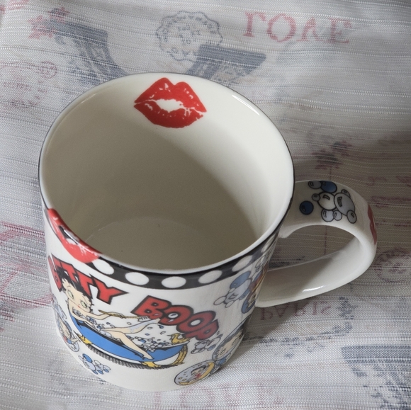 Betty Boop Coffee Mug - Picture 5 of 8